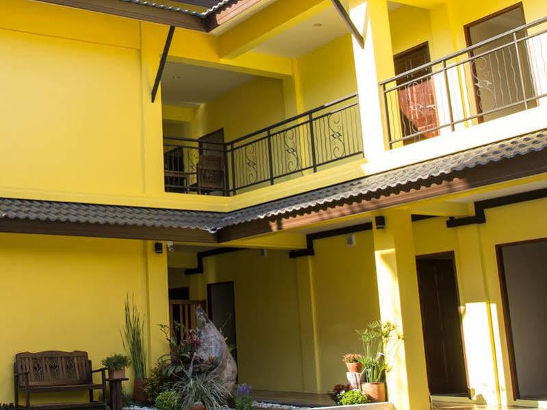 Hotel Baan Pordeedin à Chiang Rai Extérieur photo