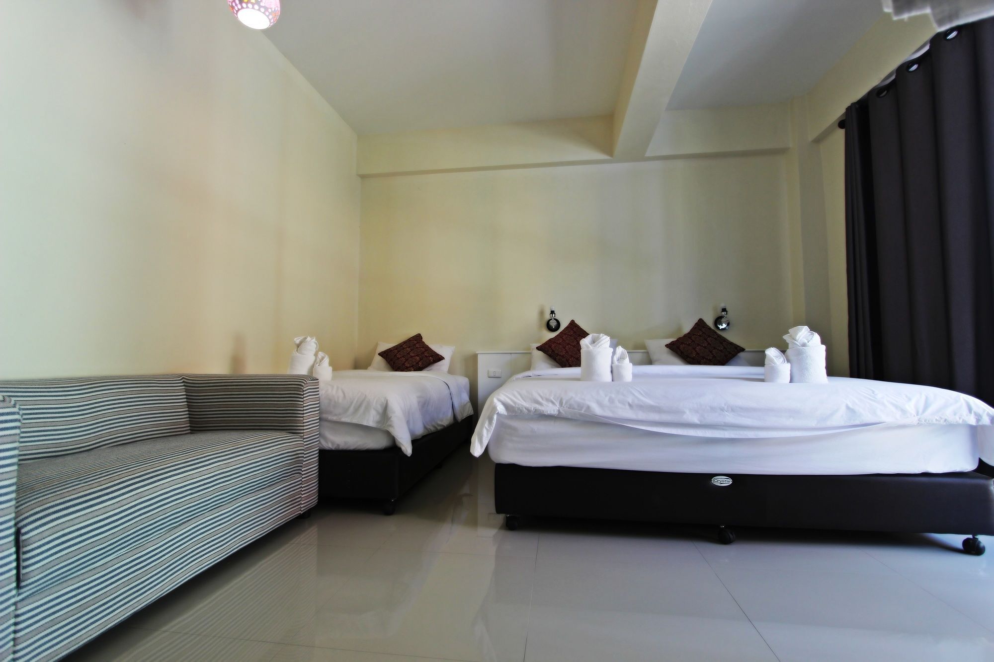Hotel Baan Pordeedin à Chiang Rai Extérieur photo