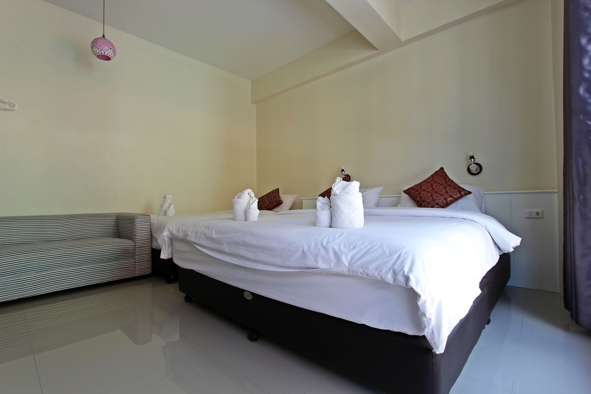 Hotel Baan Pordeedin à Chiang Rai Extérieur photo