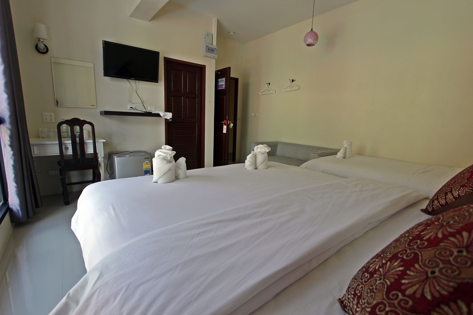Hotel Baan Pordeedin à Chiang Rai Extérieur photo