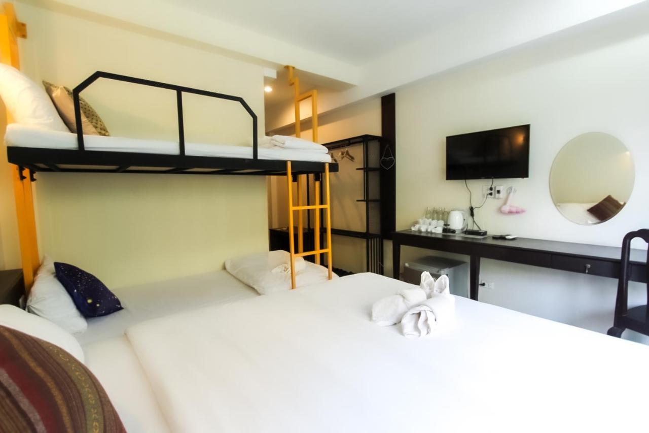 Hotel Baan Pordeedin à Chiang Rai Extérieur photo