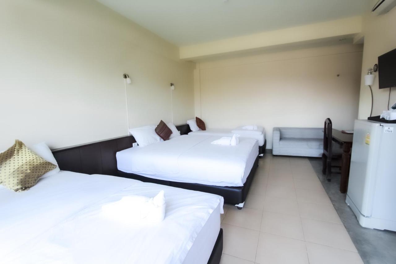 Hotel Baan Pordeedin à Chiang Rai Extérieur photo